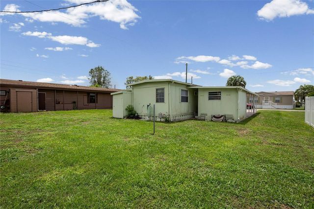 5238 BETMAR DRIVE, Zephyrhills, FL 33542