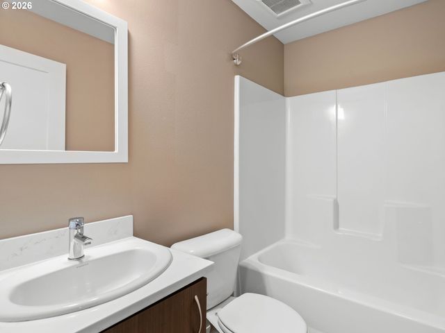 114 Ne 109TH Ave, Portland, OR 97220