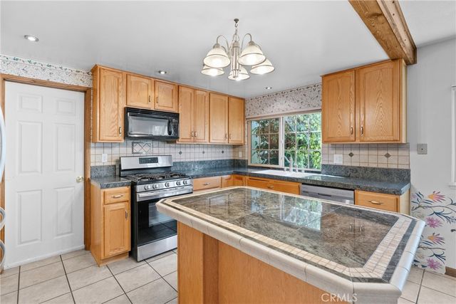 2289 Ravenna, Simi Valley, CA 93065