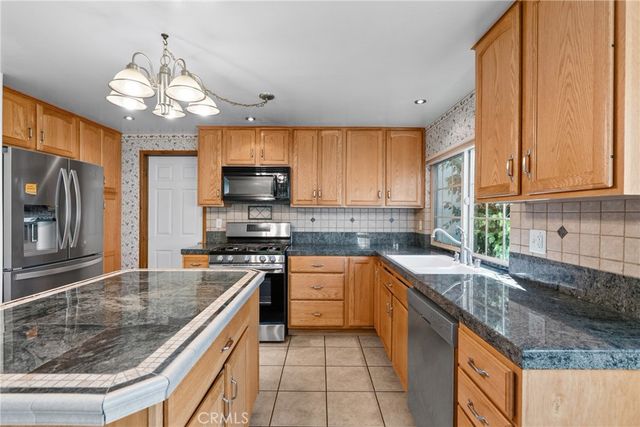 2289 Ravenna, Simi Valley, CA 93065