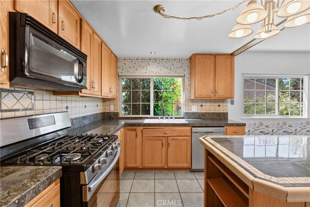 2289 Ravenna, Simi Valley, CA 93065