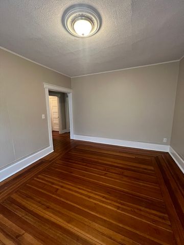9 Harvard Ave 3, Boston, MA 02121