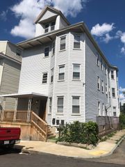 9 Harvard Ave 3, Boston, MA 02121