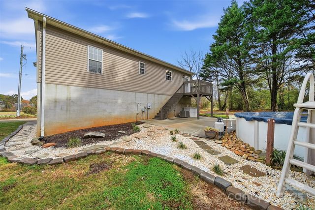 904 Pine Mountain Road, Hudson, NC 28638