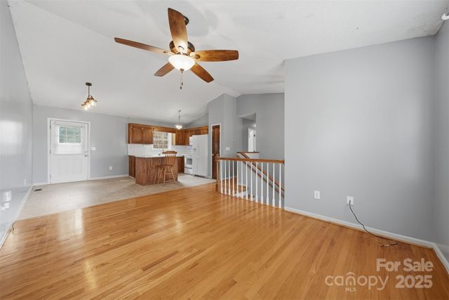 904 Pine Mountain Road, Hudson, NC 28638