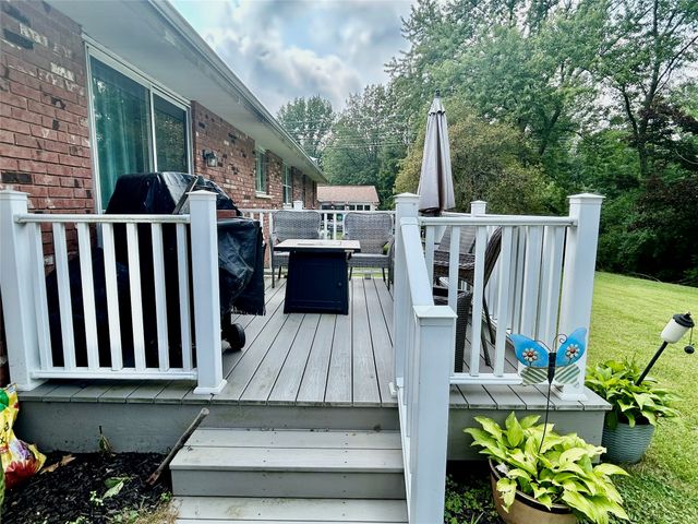 130 E ARLINGTON Road, Erie, PA 16509