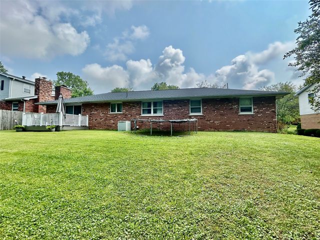 130 E ARLINGTON Road, Erie, PA 16509