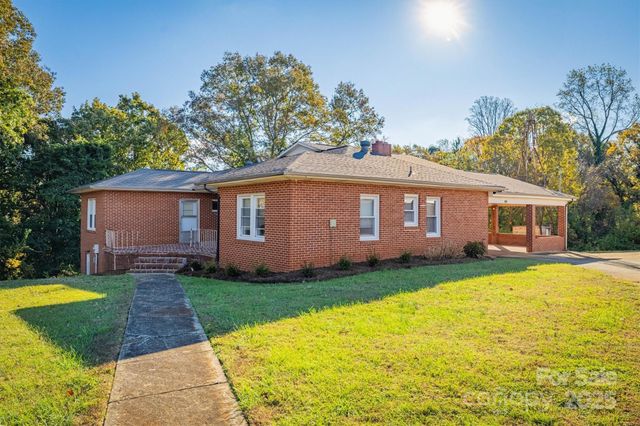 2986 Green Pasture Lane, Valdese, NC 28690