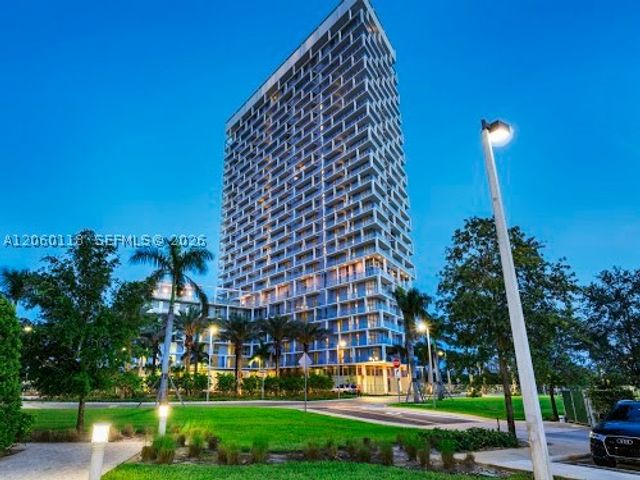 2000 Metropica Way 1105, Sunrise, FL 33323