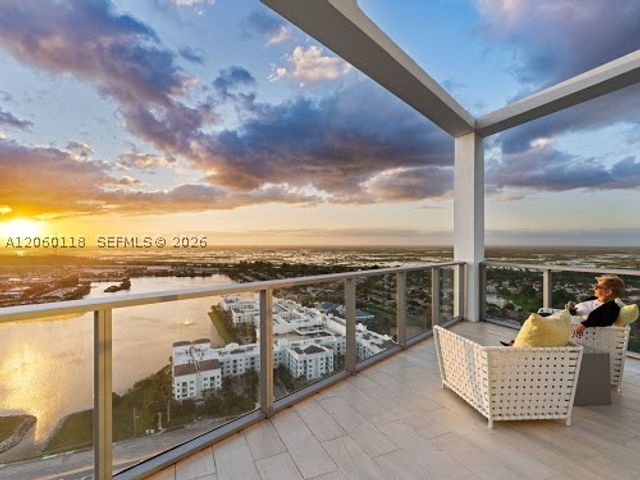 2000 Metropica Way 1105, Sunrise, FL 33323