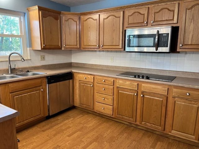 2779 Saltwell Road, Huntington, WV 25705