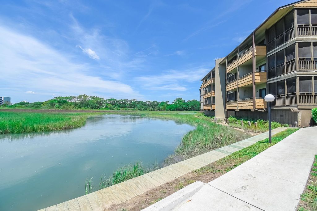 9501 Shore Dr Unit A210, Myrtle Beach, SC 29572 — exterior