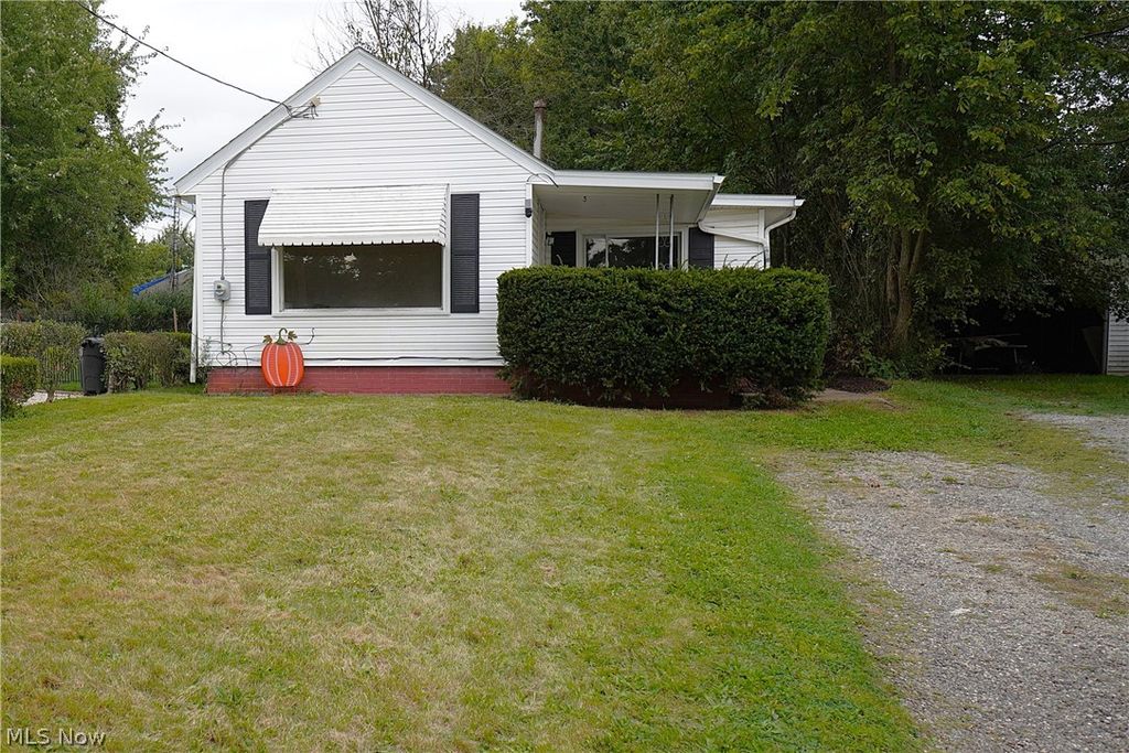 1613 24th Street NE, Canton, OH 44714