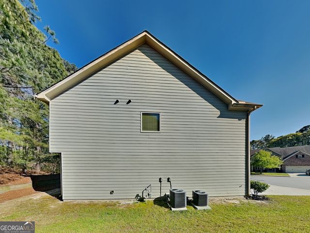 1228 Campbell Ridge Lane, Lawrenceville, GA 30045