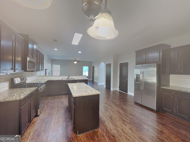 1228 Campbell Ridge Lane, Lawrenceville, GA 30045