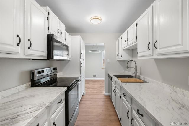 1666 S Depew Street, Lakewood, CO 80232