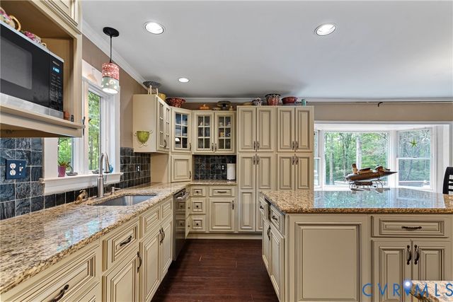 13134 Auburn Mill Ln, Glen Allen, VA 23059