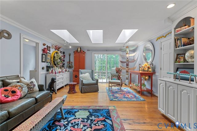 13134 Auburn Mill Ln, Glen Allen, VA 23059