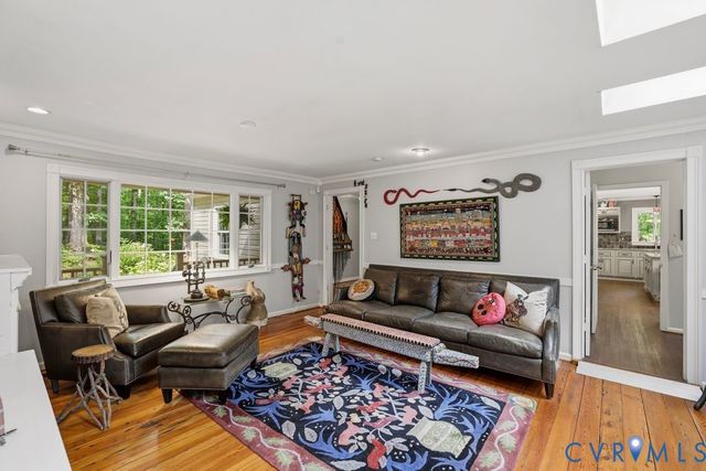 13134 Auburn Mill Ln, Glen Allen, VA 23059
