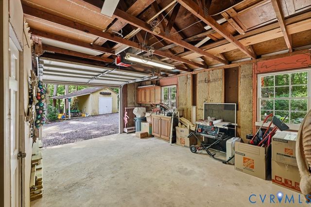 13134 Auburn Mill Ln, Glen Allen, VA 23059