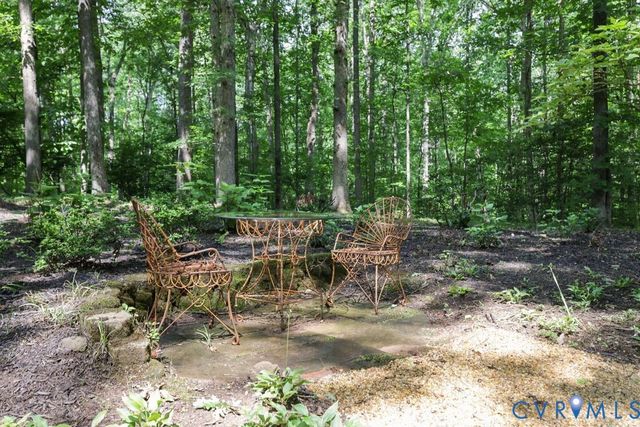 13134 Auburn Mill Ln, Glen Allen, VA 23059