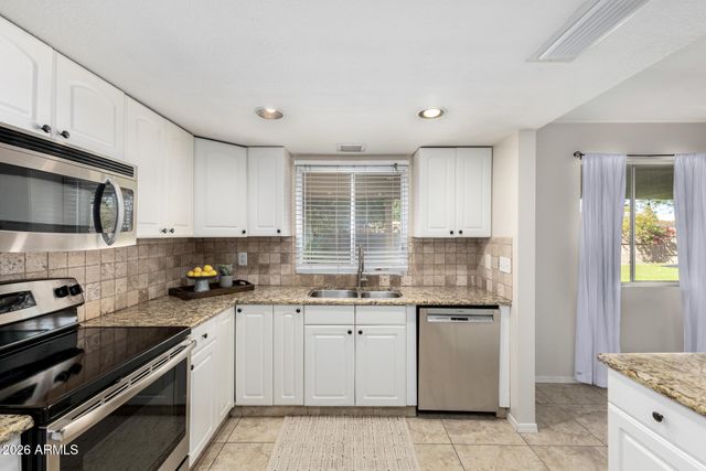 4307 W SANDRA Circle, Glendale, AZ 85308