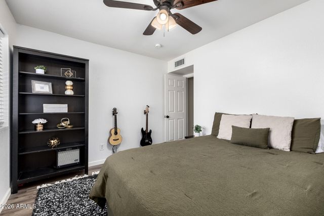 4307 W SANDRA Circle, Glendale, AZ 85308