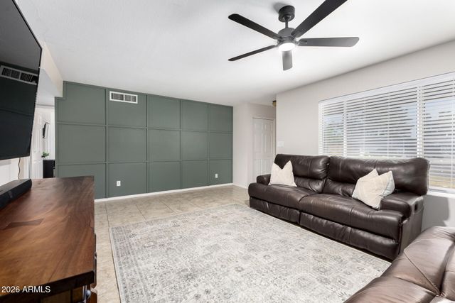 4307 W SANDRA Circle, Glendale, AZ 85308