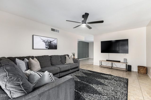 4307 W SANDRA Circle, Glendale, AZ 85308