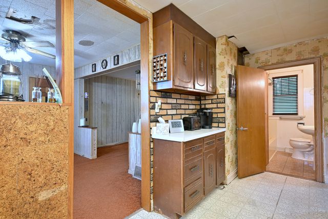 38393 N Lakeside Place, Antioch, IL 60002