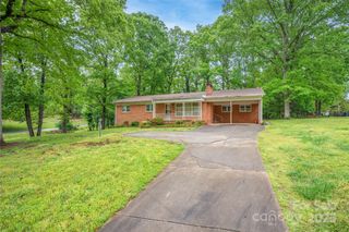 113 Dogwood Avenue, Forest City, NC 28043