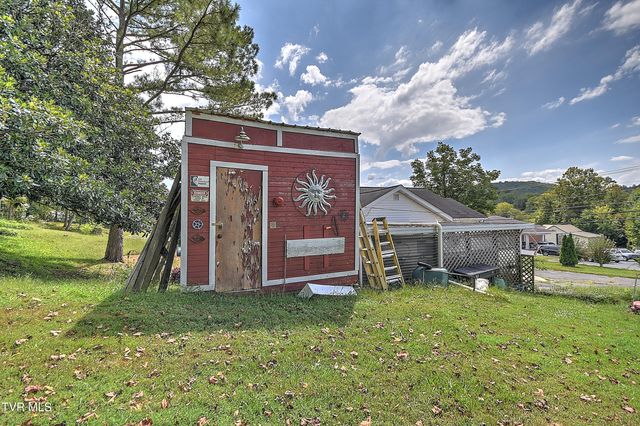 1711 Highway 93, Fall Branch, TN 37656