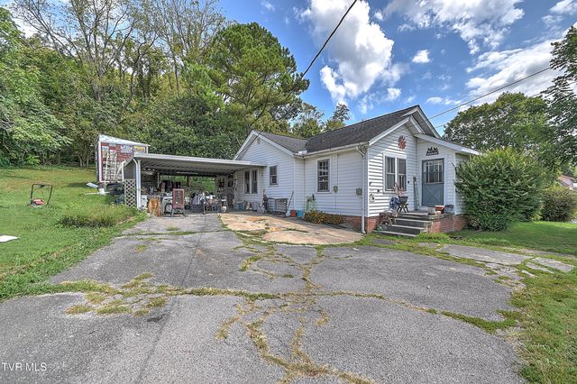 1711 Highway 93, Fall Branch, TN 37656