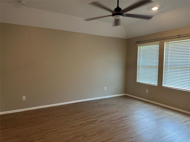 6210 Russett Elm Court, Houston, TX 77365