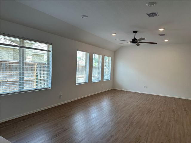 6210 Russett Elm Court, Houston, TX 77365