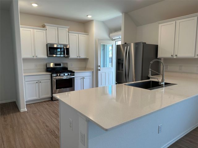 6210 Russett Elm Court, Houston, TX 77365