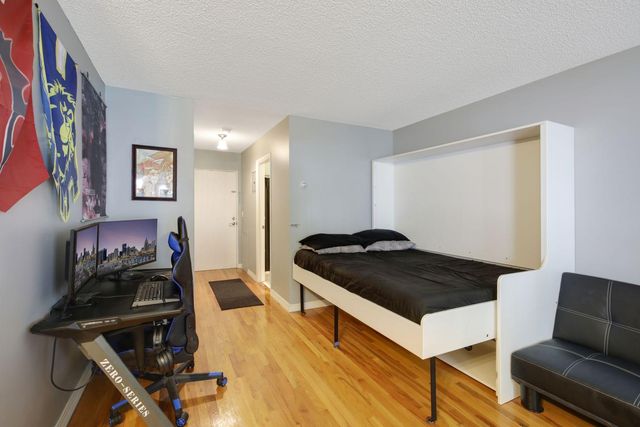2639 Colfax Avenue S 104, Minneapolis, MN 55408