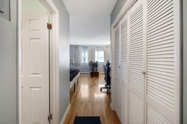 2639 Colfax Avenue S 104, Minneapolis, MN 55408