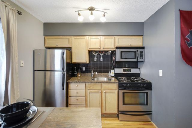 2639 Colfax Avenue S 104, Minneapolis, MN 55408