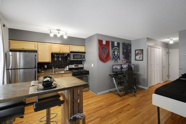 2639 Colfax Avenue S 104, Minneapolis, MN 55408