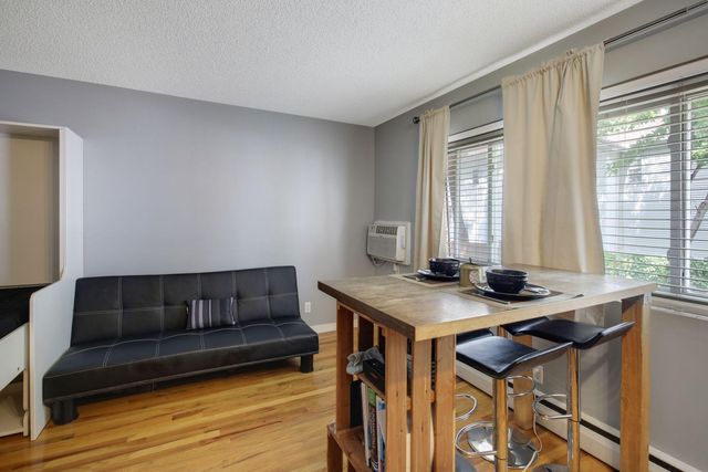 2639 Colfax Avenue S 104, Minneapolis, MN 55408