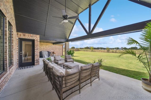 4135 E 179th Street S, Bixby, OK 74008