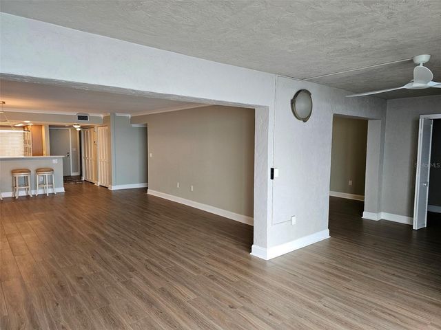 6440 MOURNING DOVE DRIVE 402, Bradenton, FL 34210