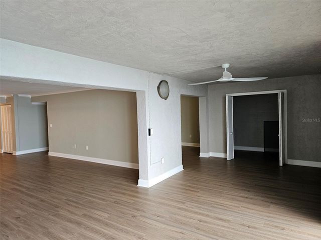 6440 MOURNING DOVE DRIVE 402, Bradenton, FL 34210