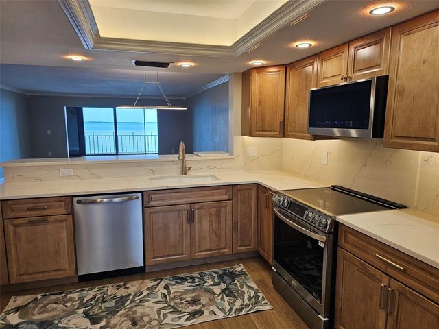 6440 MOURNING DOVE DRIVE 402, Bradenton, FL 34210