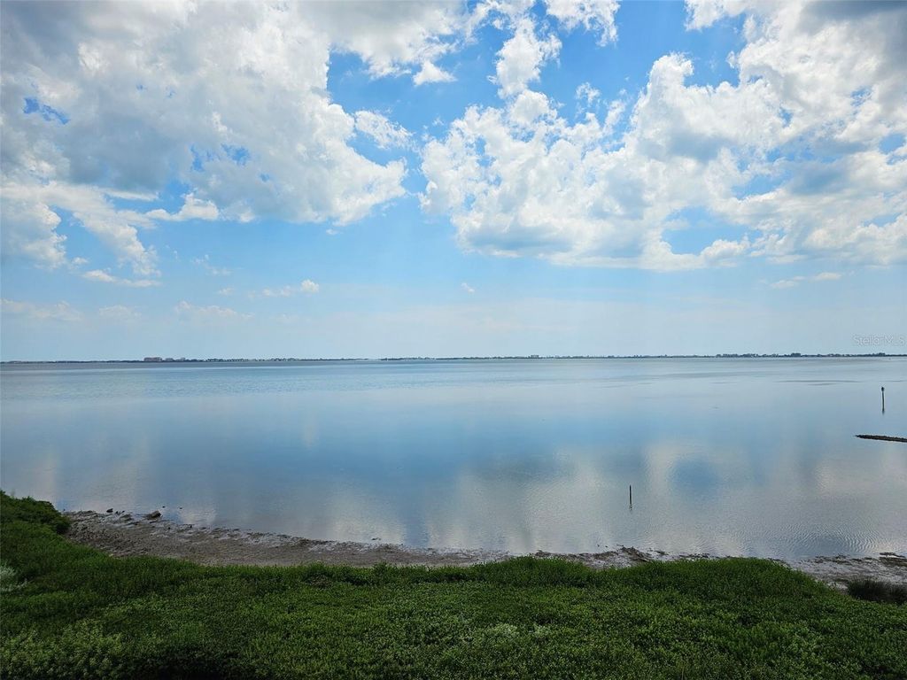 6440 MOURNING DOVE DRIVE 402, Bradenton, FL 34210