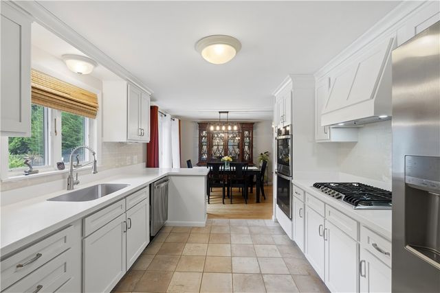 187 Love Lane, Warwick, RI 02886