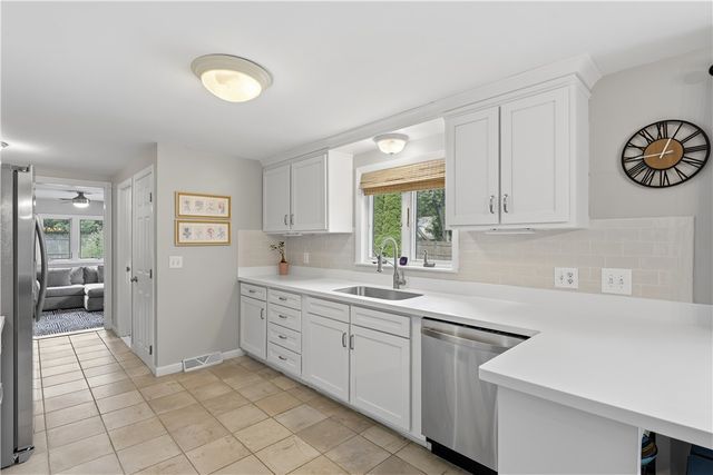 187 Love Lane, Warwick, RI 02886