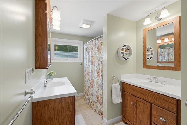 187 Love Lane, Warwick, RI 02886