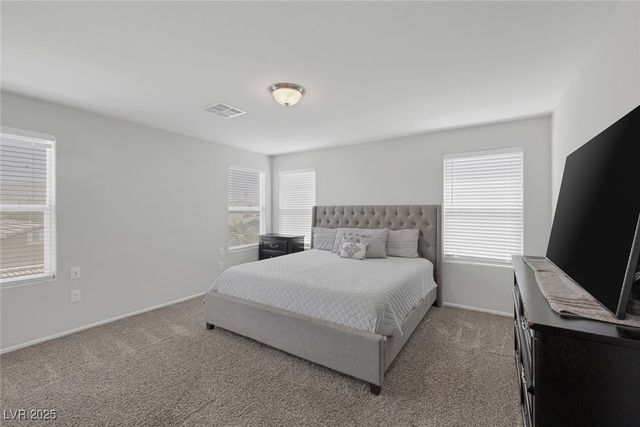 5966 Icicle Falls Avenue, Las Vegas, NV 89130